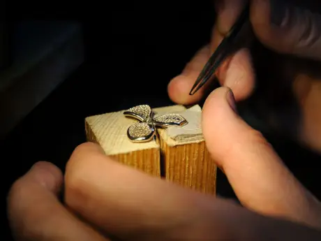 Unikalne pierścionki zaręczynowe od Blue Topaz