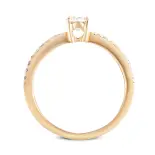 Pierścionek z diamentami