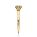 Złoty pierścionek z dużym diamentem Złoty pierścionek z dużym diamentem