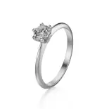 Złoty pierścionek z dużym diamentem Złoty pierścionek z dużym diamentem