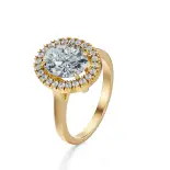 Pierścionek z owalnym diamentem Pierścionek z owalnym diamentem