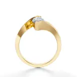 Pierścionek z diamentem markizą