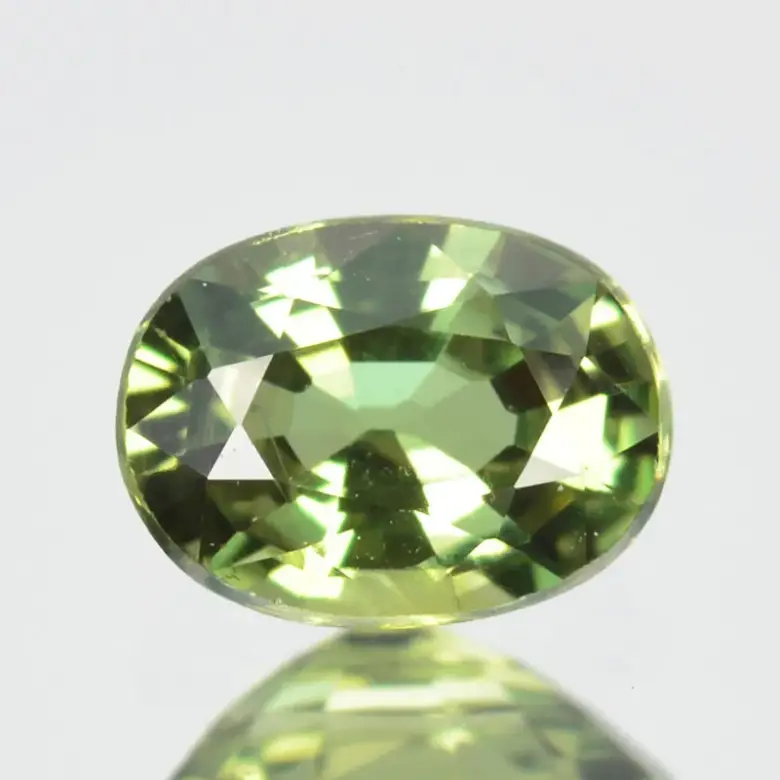 Pierścionek z aleksandrytem naturalnym