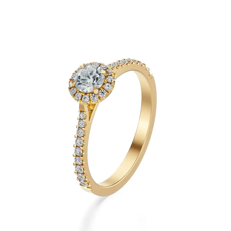 Klasyczny pierścionek zaręczynowy