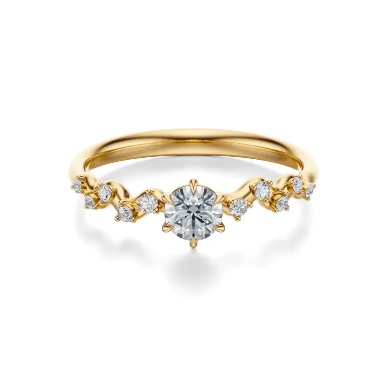 Pierścionek złoty z diamentami