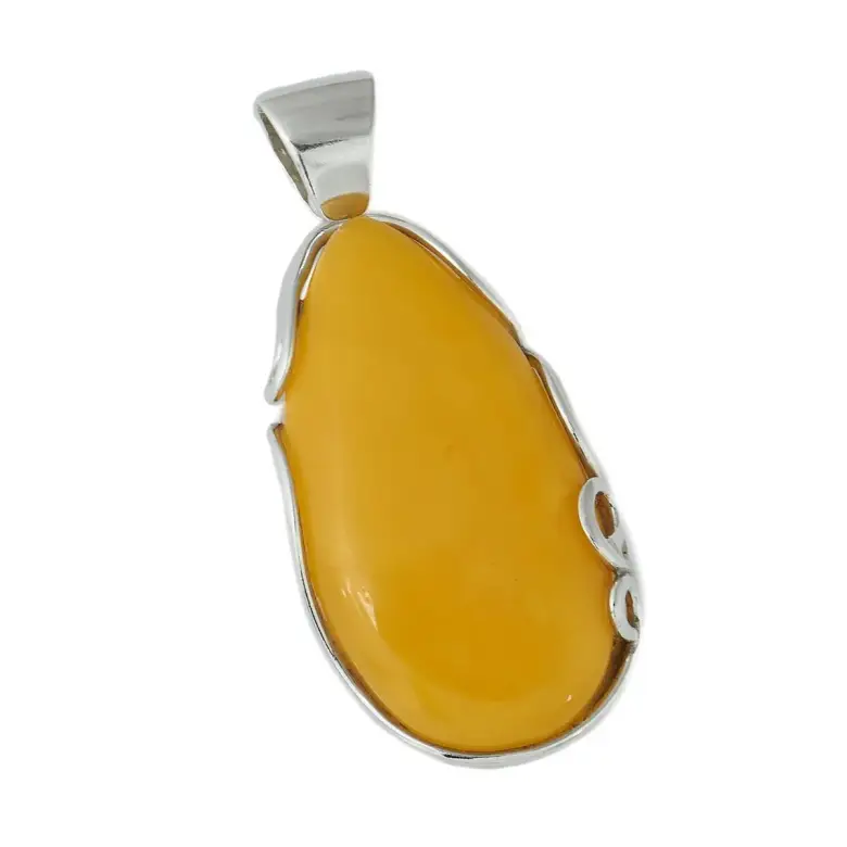 Wisior z bursztynem Wisior z bursztynem