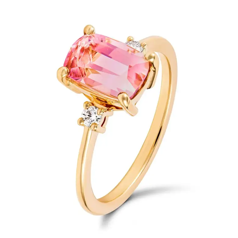 Złoty pierścionek z turmalinem Złoty pierścionek z turmalinem