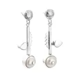 Srebrne kolczyki z perłą Srebrne kolczyki z perłą