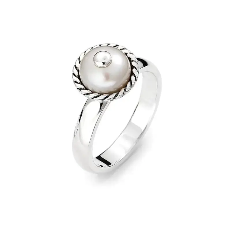 Srebrny pierścionek z perłą Srebrny pierścionek z perłą