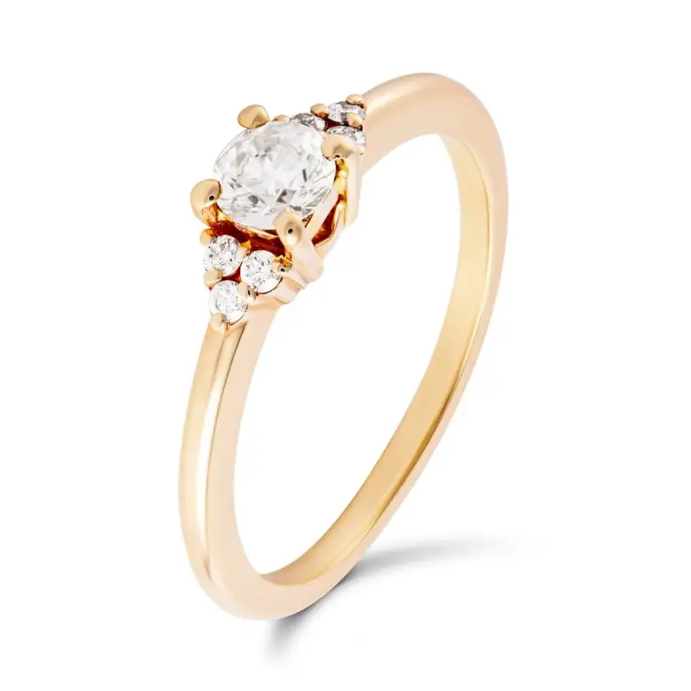 Pierścionek z diamentami